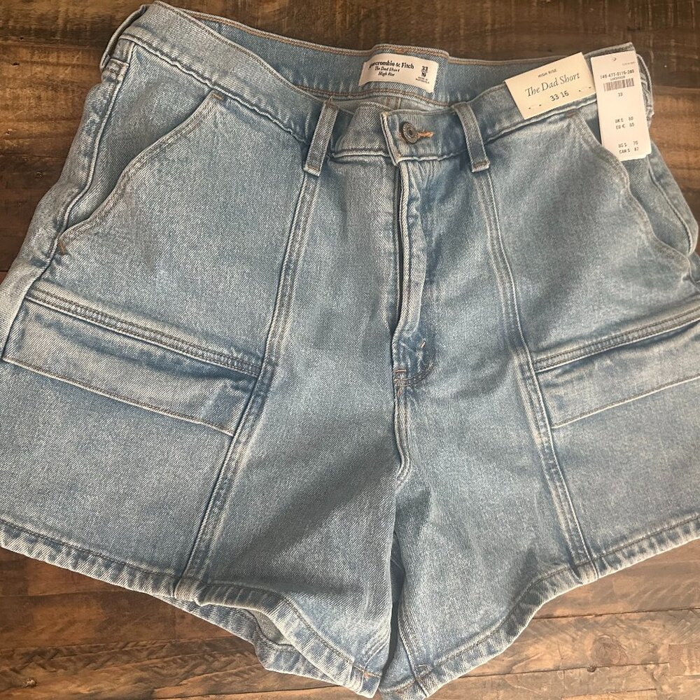 NWT Abercrombie & Fitch Women's High Rise Dad Short Size 33